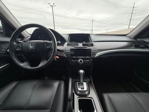 Used 2015 Honda Crosstour EX-L image 9