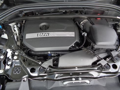 Used 2023 BMW X1 xDrive28i w/ M Sport Package image 17