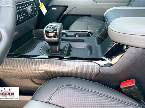 Used 2025 Chevrolet Silverado 1500 ZR2 w/ Technology Package image 14