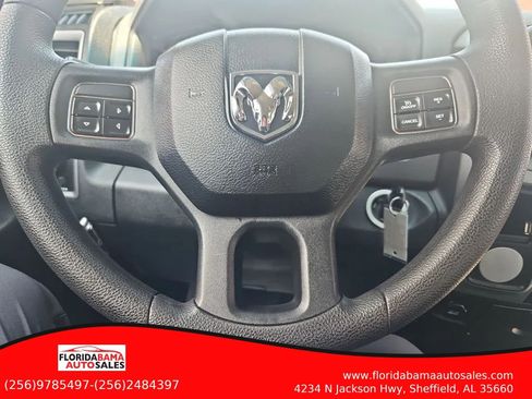Used 2013 RAM 1500 Express RWD image 16