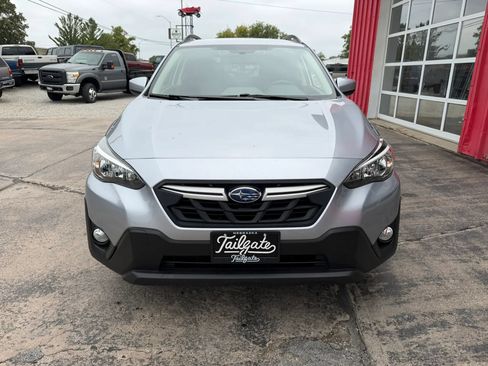 Used 2022 Subaru Crosstrek 2.0i Premium AWD/4WD image 3