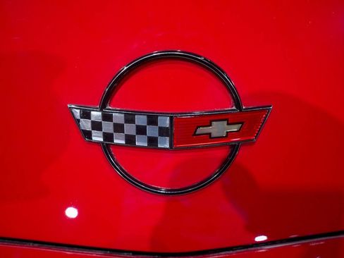 Used 1990 Chevrolet Corvette Coupe image 25