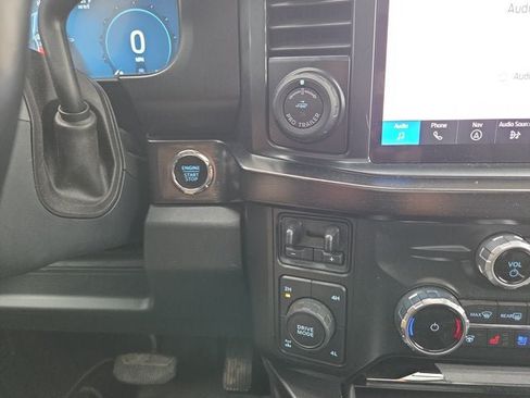Used 2023 Ford F250 Lariat w/ Lariat Ultimate Package AWD/4WD image 19