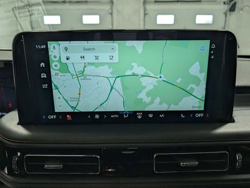 Certified 2025 Lincoln Aviator AWD w/ Jet Appearance Package image 28