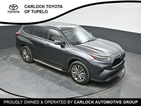 Used 2022 Toyota Highlander Platinum image 34