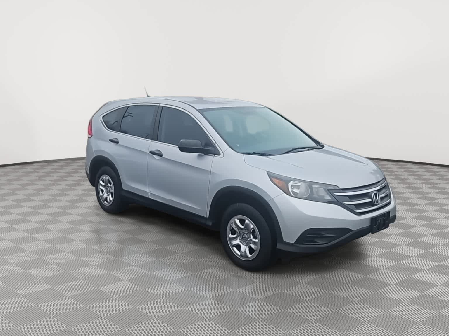 Used 2014 Honda CR-V LX image 2