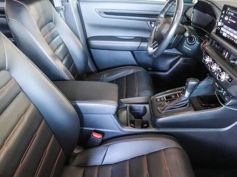 Used 2025 Honda CR-V Sport-L image 18
