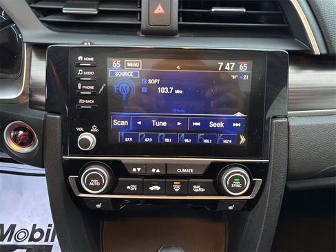 Used 2019 Honda Civic EX-L image 26