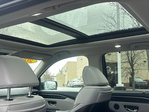 Used 2023 Honda Pilot Elite image 34