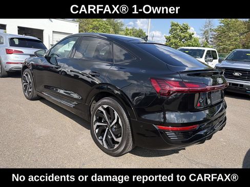 Used 2024 Audi Q8 e-tron Prestige w/ Prestige Package AWD/4WD image 3