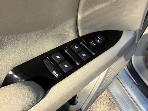 Used 2015 Cadillac XTS Luxury image 20