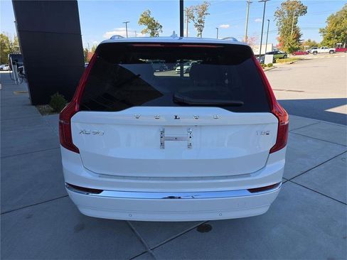 Used 2025 Volvo XC90 T8 Plus w/ Protection Package Premier image 5