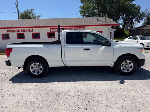 Used 2017 Nissan Titan S AWD/4WD image 2