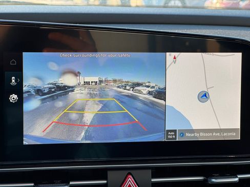 New 2025 Hyundai Elantra SEL image 23