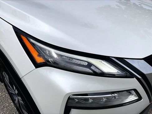 Certified 2023 Nissan Rogue SV AWD/4WD image 32