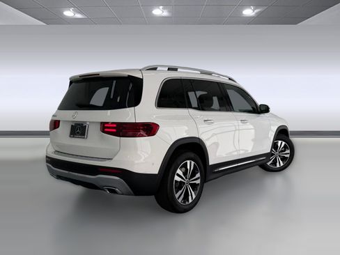 Certified 2026 Mercedes-Benz GLB 250 image 8