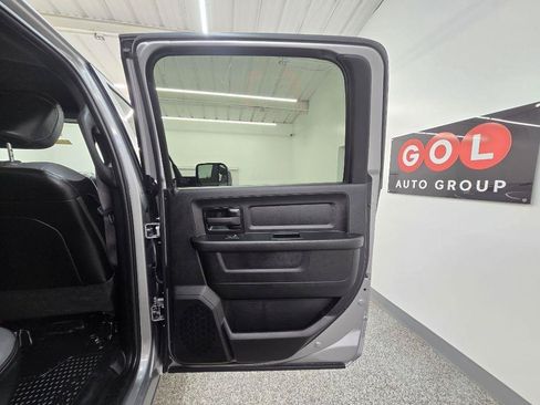 Used 2022 RAM 2500 Tradesman AWD/4WD image 25
