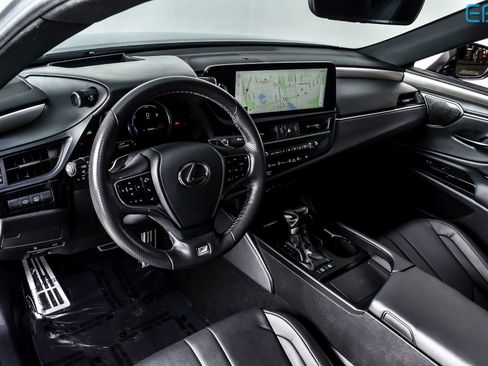 Used 2024 Lexus ES 300h F Sport w/ Accessory Package (Z2) image 17