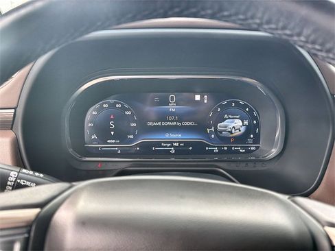 Certified 2022 Chevrolet Tahoe High Country w/ Premium Package image 12