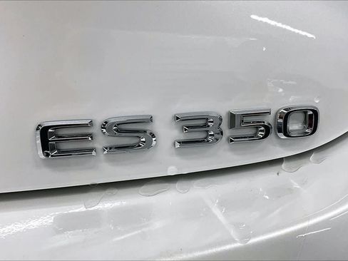 Used 2025 Lexus ES 350 w/ Premium Package FWD image 8