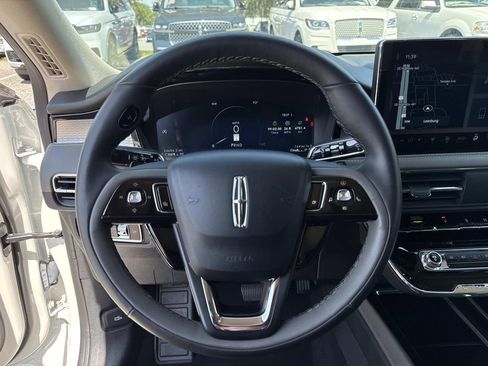 Certified 2023 Lincoln Corsair FWD w/ Equipment Group 101A image 26
