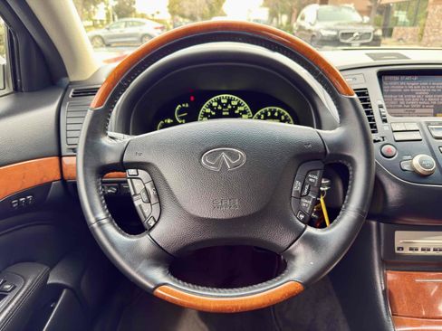 Used 2004 INFINITI Q45 Luxury w/ Journey Pkg image 44