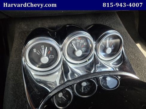 Used 2006 Chevrolet SSR w/ Preferred Equipment Group RWD image 10