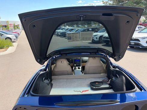 Used 2006 Chevrolet Corvette Coupe w/ Preferred Equipment Group RWD image 15