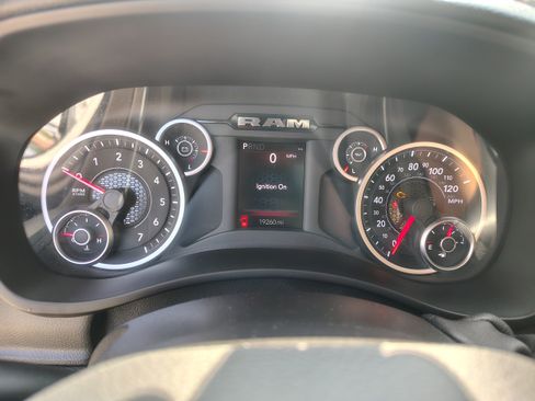 Certified 2025 RAM 2500 Big Horn AWD/4WD image 26