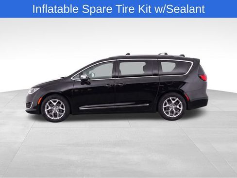 Used 2020 Chrysler Pacifica Limited FWD image 6