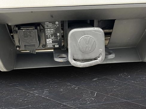 Used 2024 Volkswagen Atlas Peak Edition SEL image 35