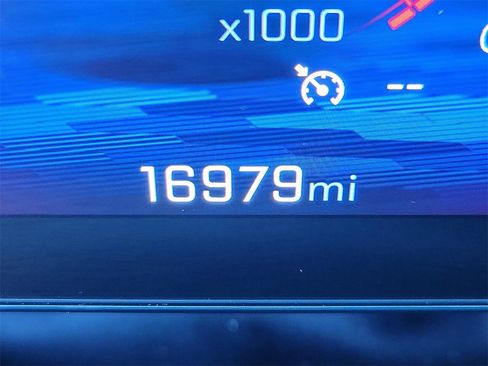 Used 2025 Chevrolet Equinox LT image 21