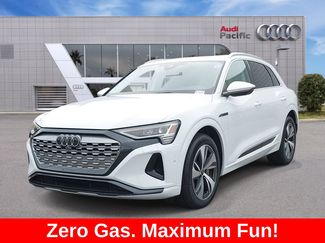 Used 2024 Audi Q8 e-tron Premium Plus w/ Premium Plus Package AWD/4WD video 1
