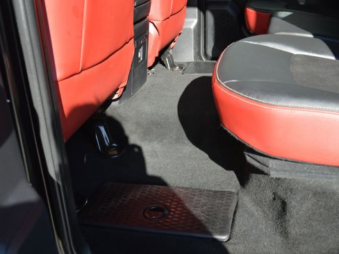 Used 2015 RAM 1500 Rebel w/ Luxury Group image 17