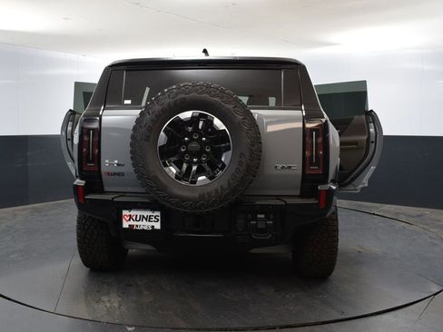 New 2024 GMC Hummer EV 2X w/ Extreme Off-Road Package image 57