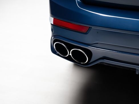 Used 2022 BMW ALPINA XB7 AWD/4WD image 33