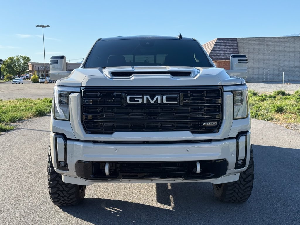 Used 2026 GMC Sierra 2500 AT4 w/ AT4 Premium Plus Package AWD/4WD image 7
