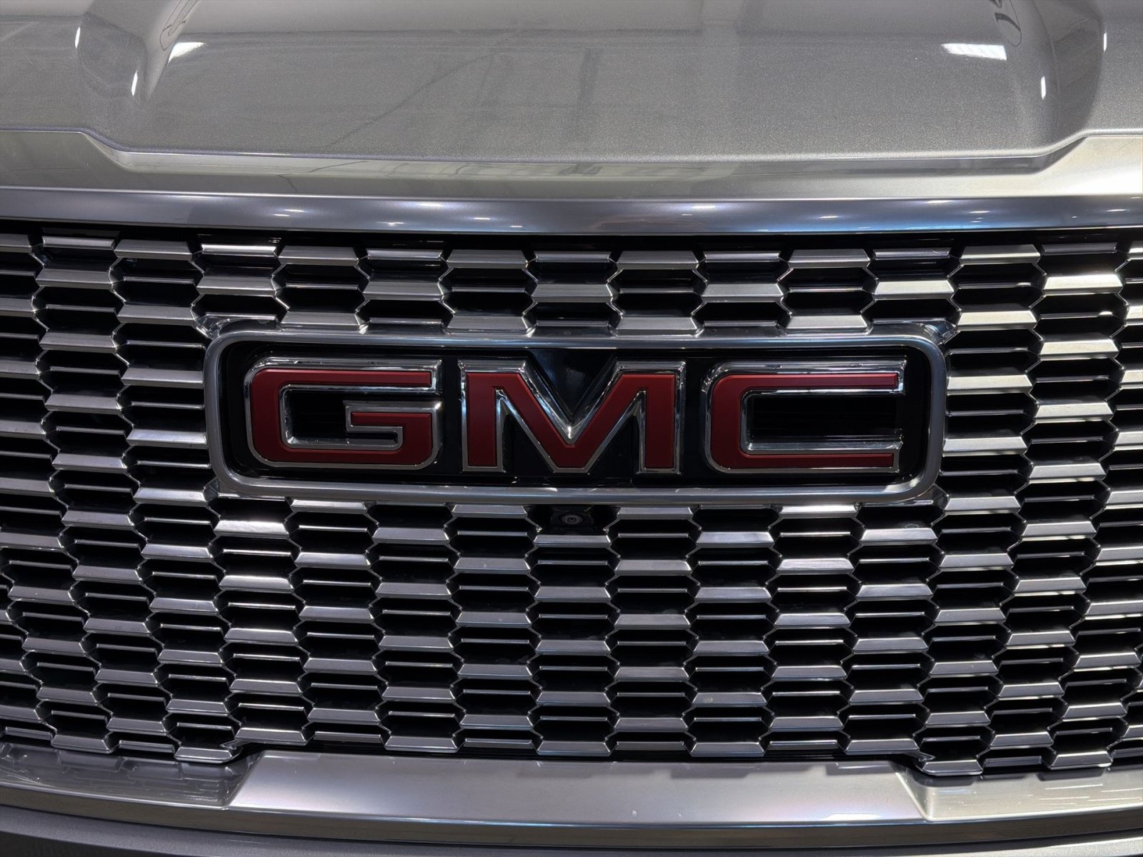 Used 2024 GMC Yukon XL Denali w/ Advanced Technology Package AWD/4WD image 12