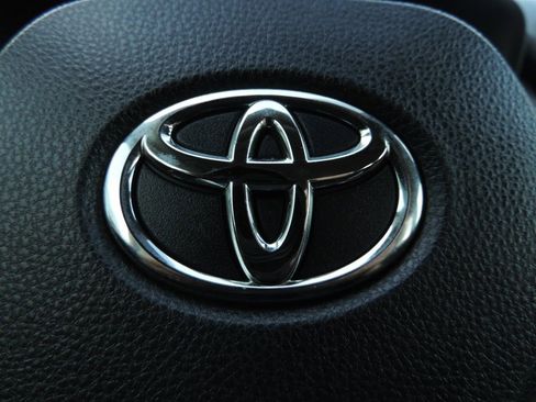 Used 2023 Toyota RAV4 LE FWD image 26