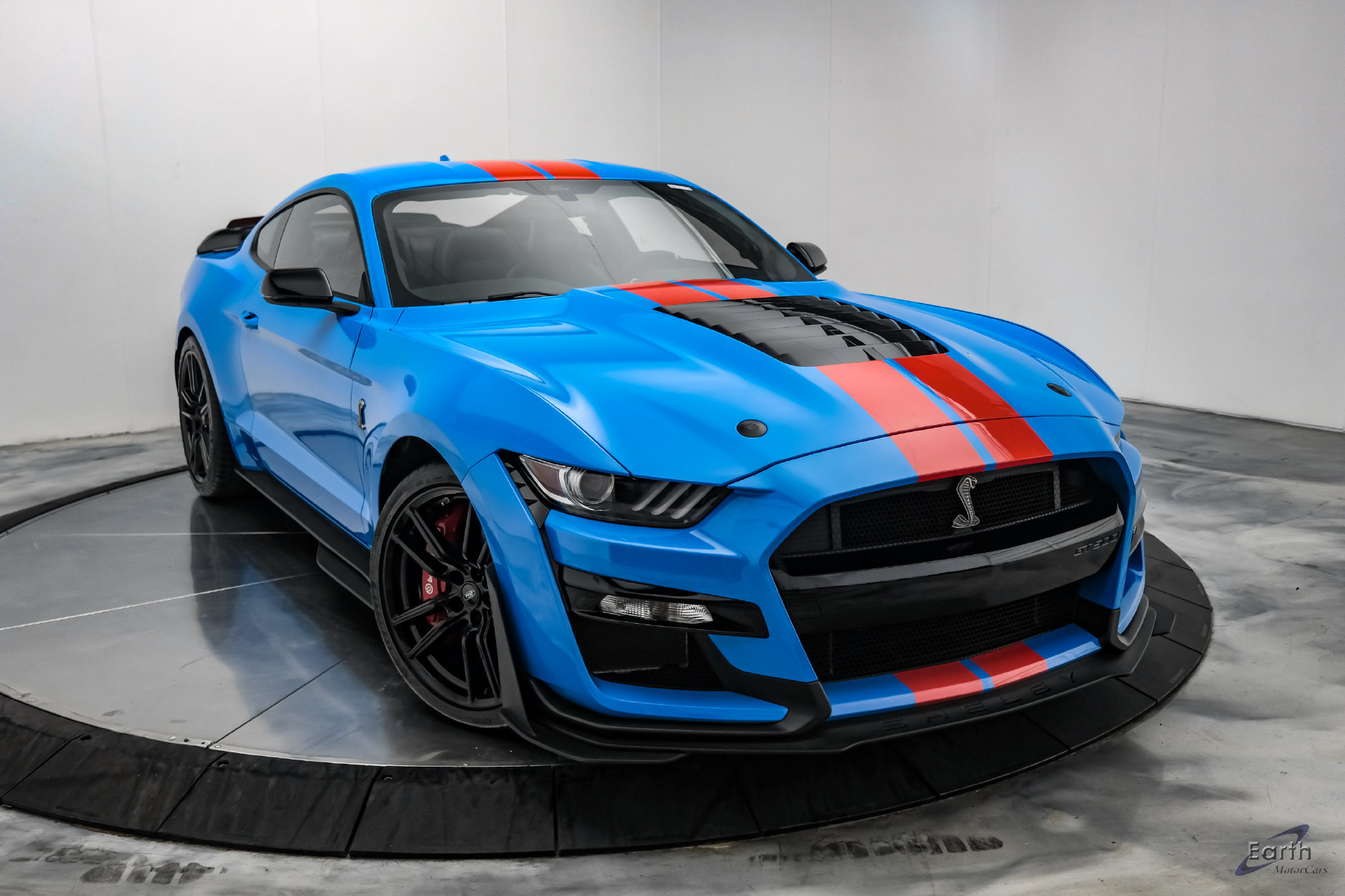 Used 2022 Ford Mustang Shelby GT500 w/ Technology Package RWD image 23