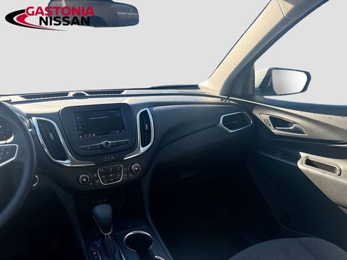 Used 2024 Chevrolet Equinox LT image 30