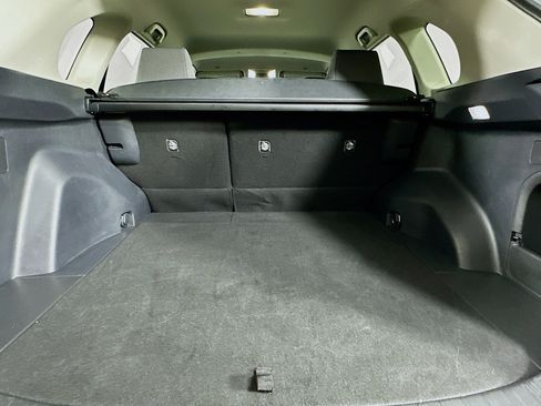 Used 2025 Toyota RAV4 XLE image 28