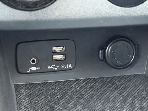 Used 2023 Subaru Crosstrek 2.0i Premium image 11