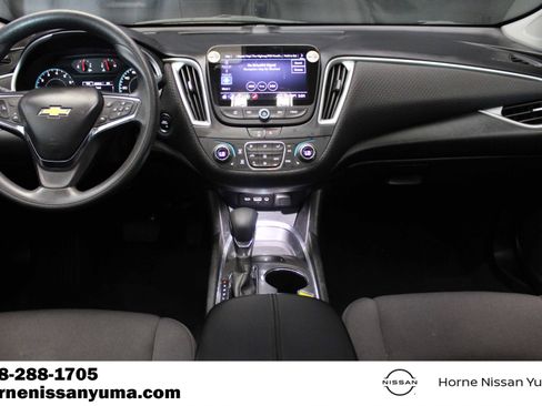 Used 2023 Chevrolet Malibu LT FWD image 12