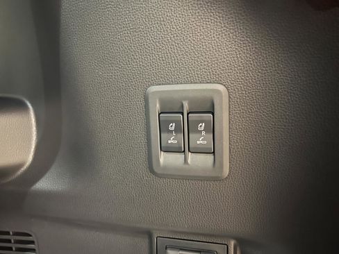 Used 2026 Lexus GX 550 image 39