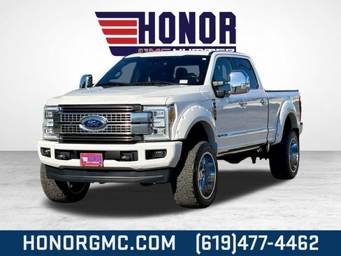 Used 2019 Ford F350 Platinum w/ Platinum Ultimate Package image 7