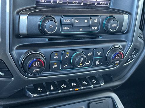 Used 2017 Chevrolet Silverado 1500 LTZ Z71 w/ Redline Edition AWD/4WD image 19
