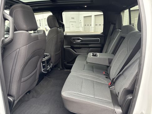 Used 2022 RAM 1500 Big Horn AWD/4WD image 34