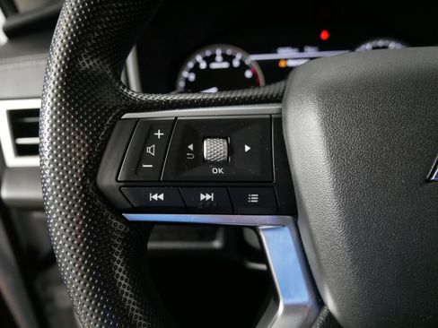 Used 2022 Mitsubishi Outlander ES AWD/4WD image 27