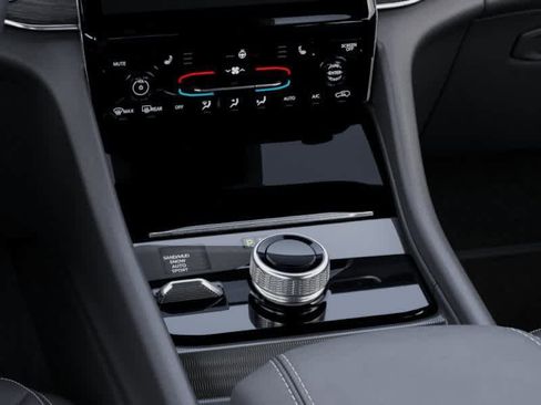 New 2025 Jeep Grand Cherokee L Limited image 24